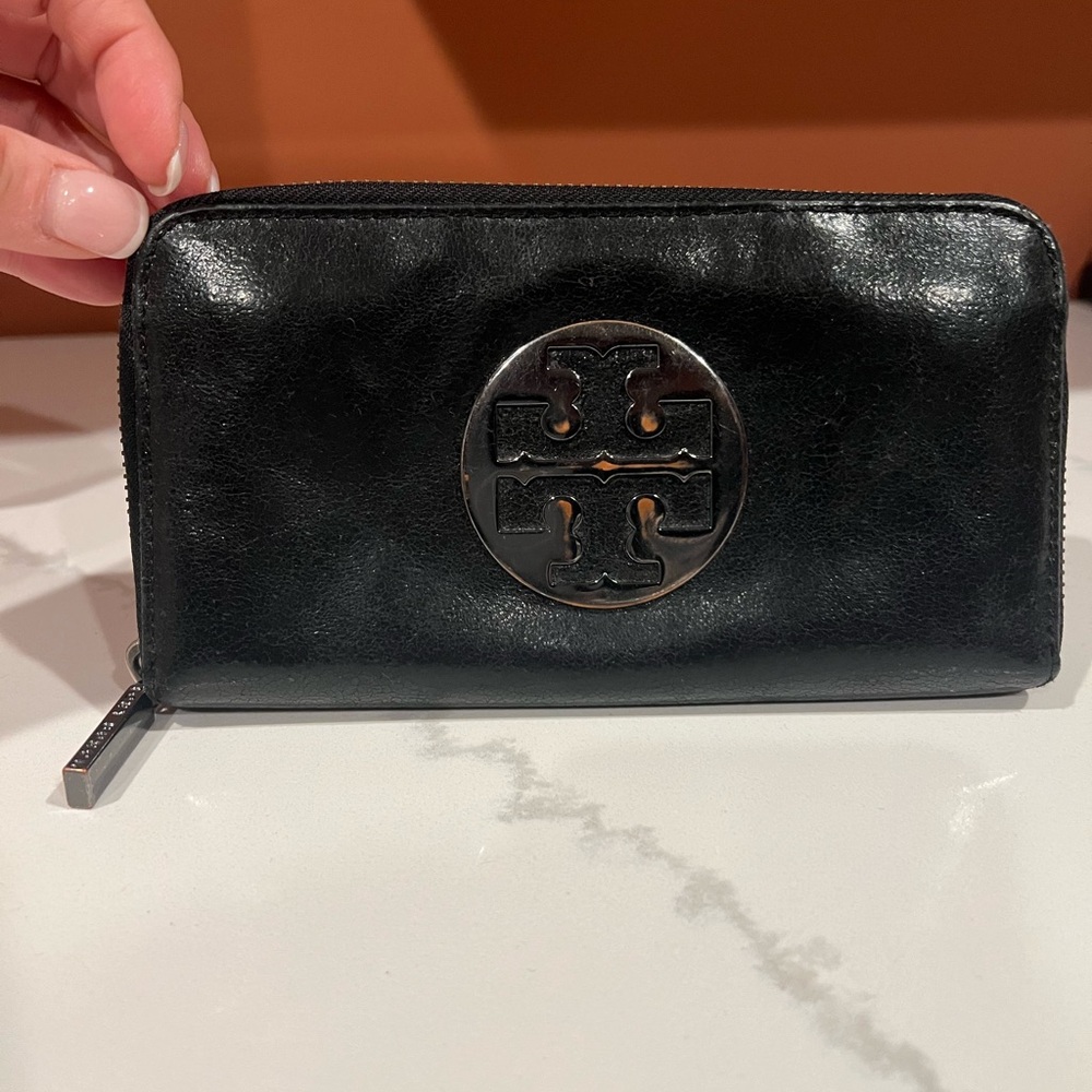 Tory Burch wallet
